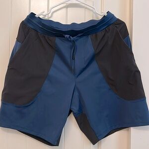 Men’s Lululemon Elevated liner less Size M